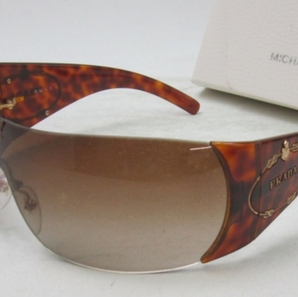 Prada Milano Unisex Sunglasses - Picture 8 of 8